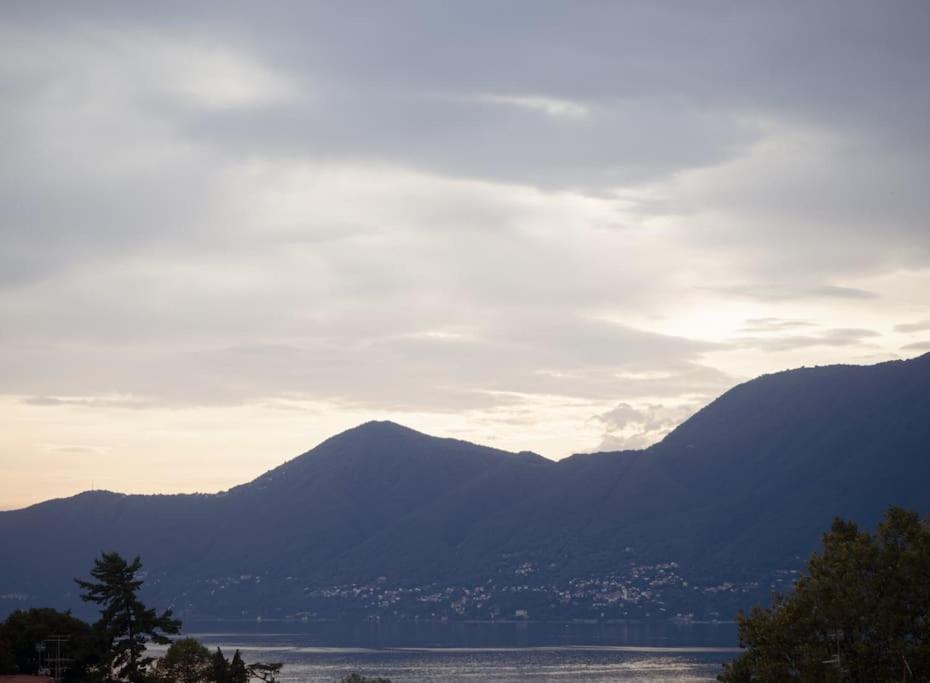 La Tua Villa Sul Lago - Casa Kollegger Луино Екстериор снимка